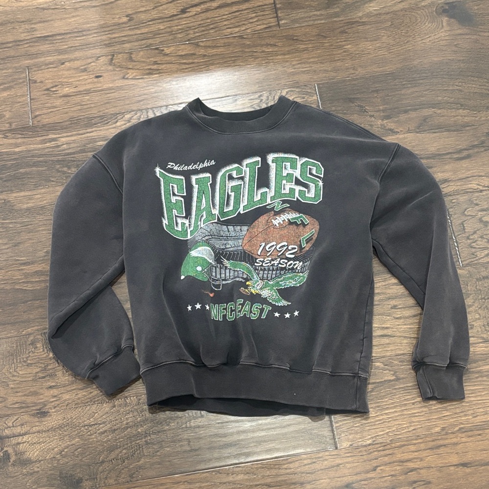 Ambercombie and fitch Eagles crew neck